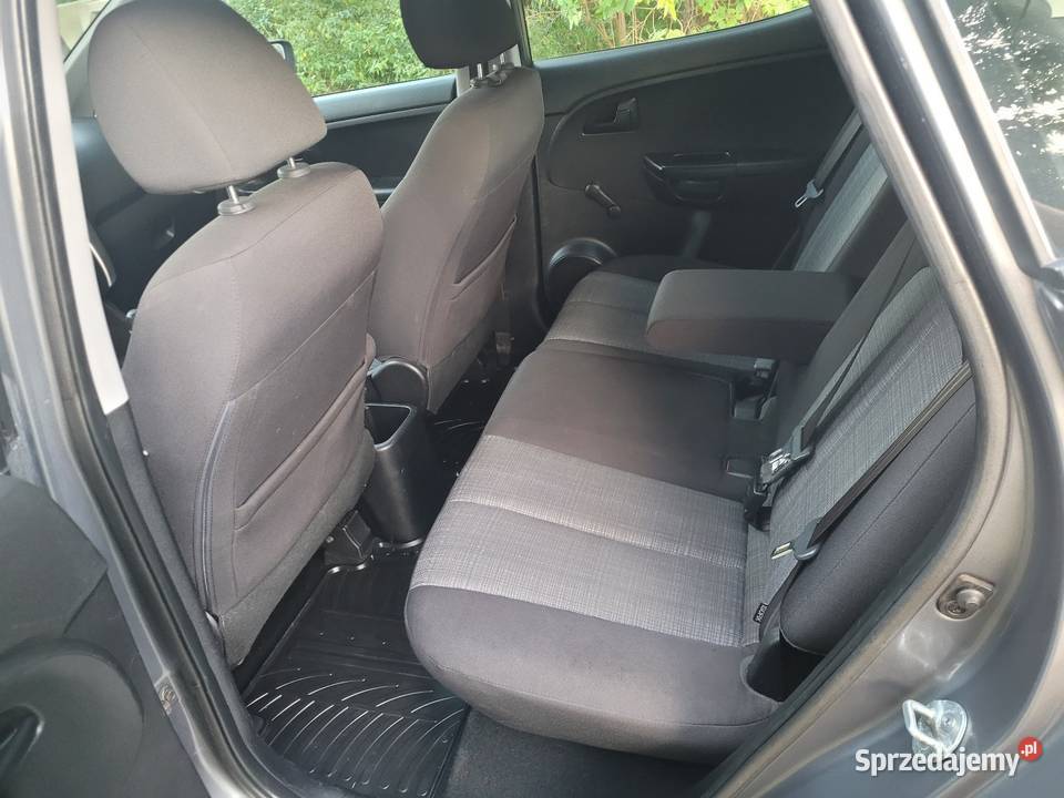KIA VENGA 14 Crdi stan diesel Jędrzejów