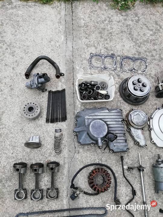 Yamaha YZF 600 Głowica Silniki i osprzęt Opatówek