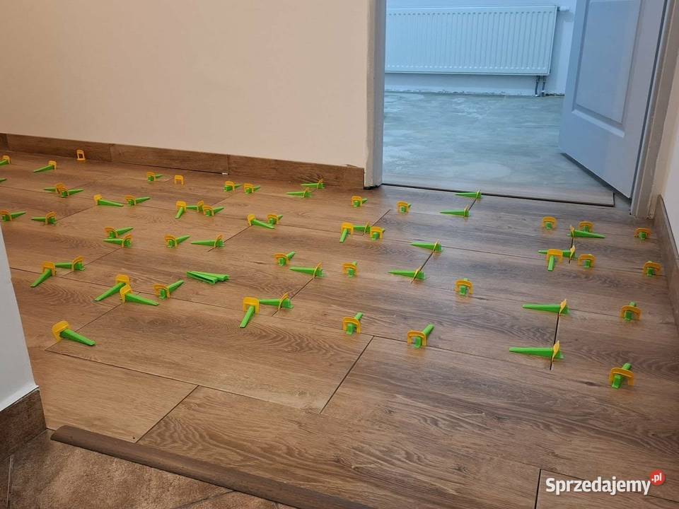 Malowanie RemontyWykończenia wnętrz AZ adaptacja