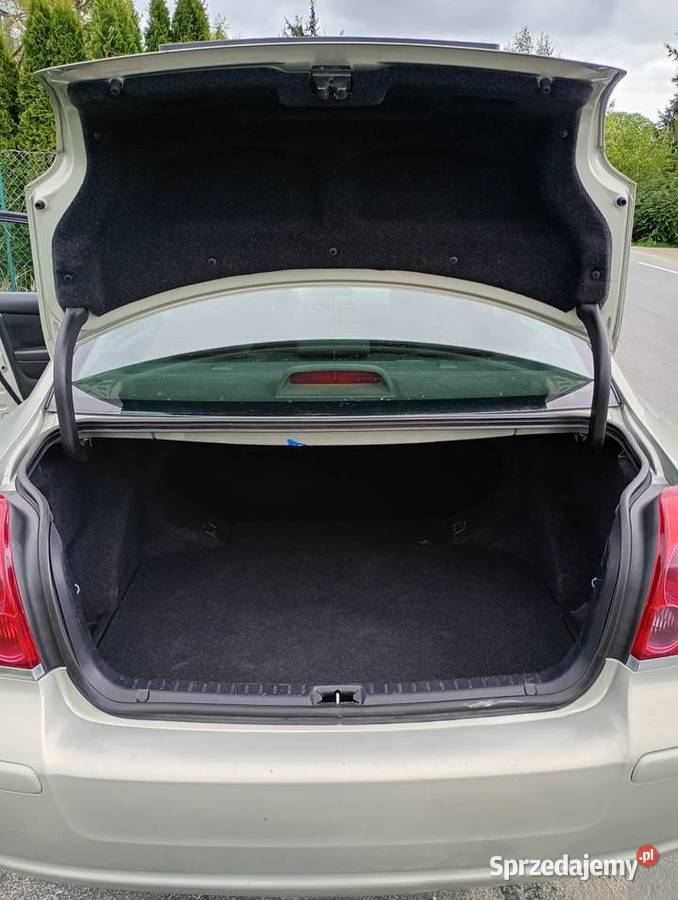 Toyota Avensis t25 sedan 2006r 16b16v dużym 282644km Lublin