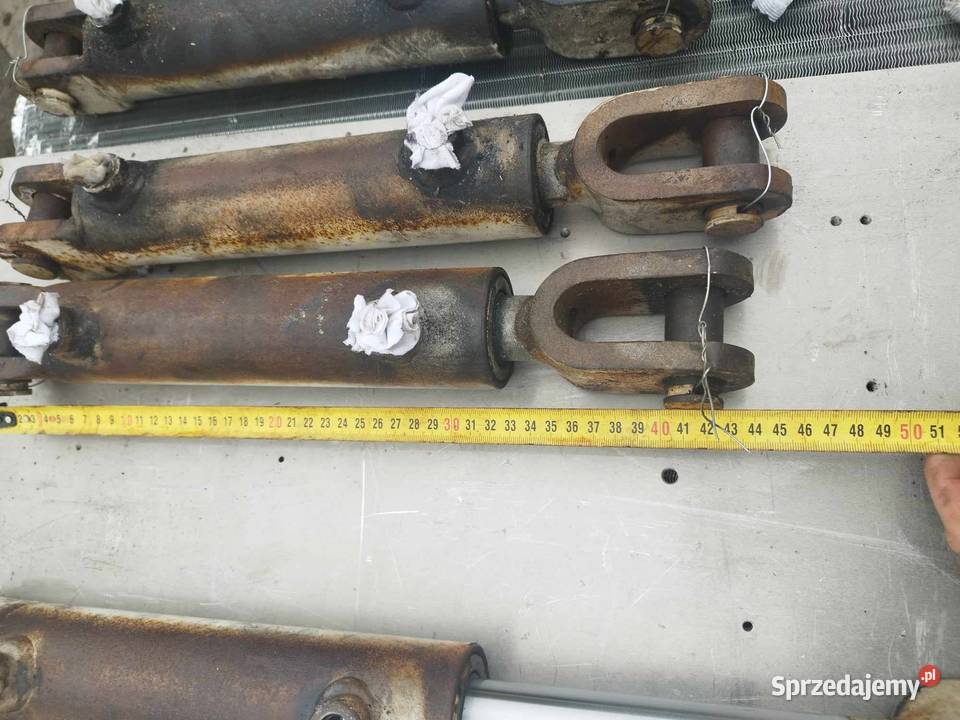 Siłownik hydrauliczny Złożony 415 rozciągnięty wielkopolskie Strzyżew