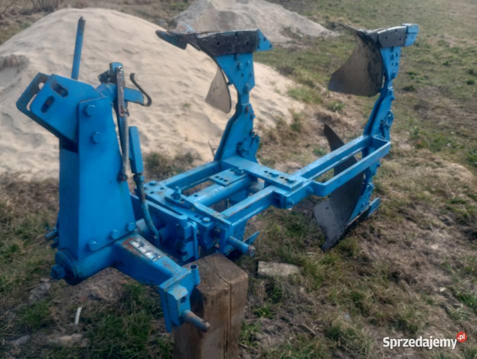 Pługi 2 skibowe obrotowe Rolnictwo świętokrzyskie Huta Nowa sprzedam