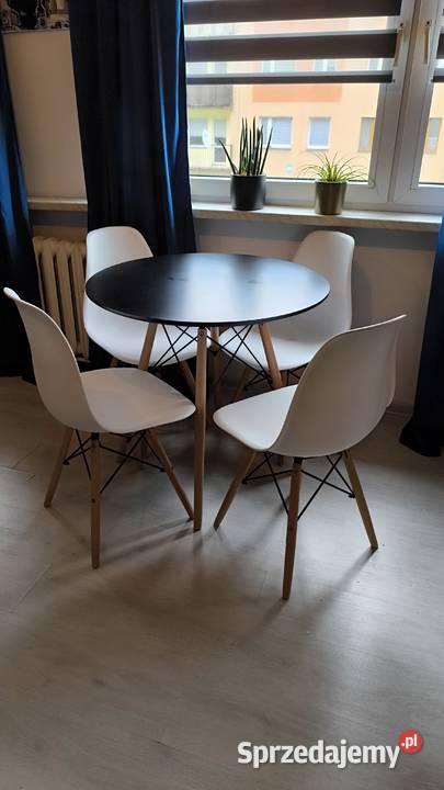 Stół z krzesłami Lędziny