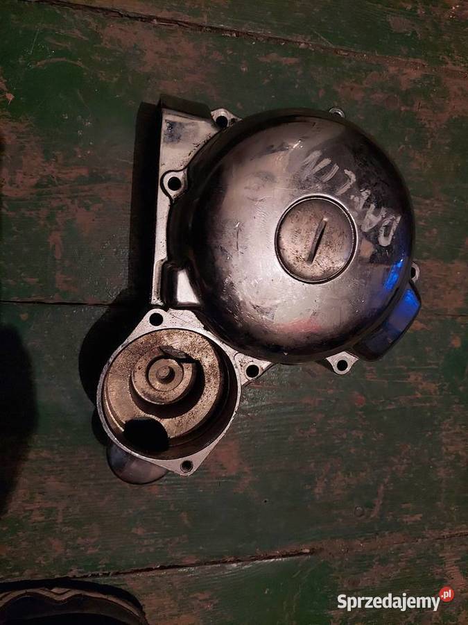 Daelim VT 125 pokrywa osłona dekiel lewy VT125 Pokrywy i osłony silnika Jelenia Góra