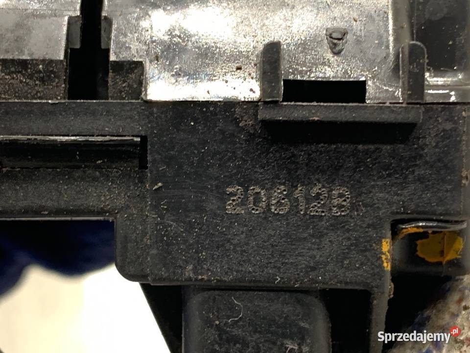 ZAMEK DRZWI LEWY PRZÓD NISSAN JUKE F15 Crossover