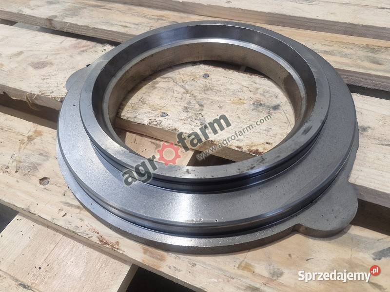 Tłok John Deere 6155M