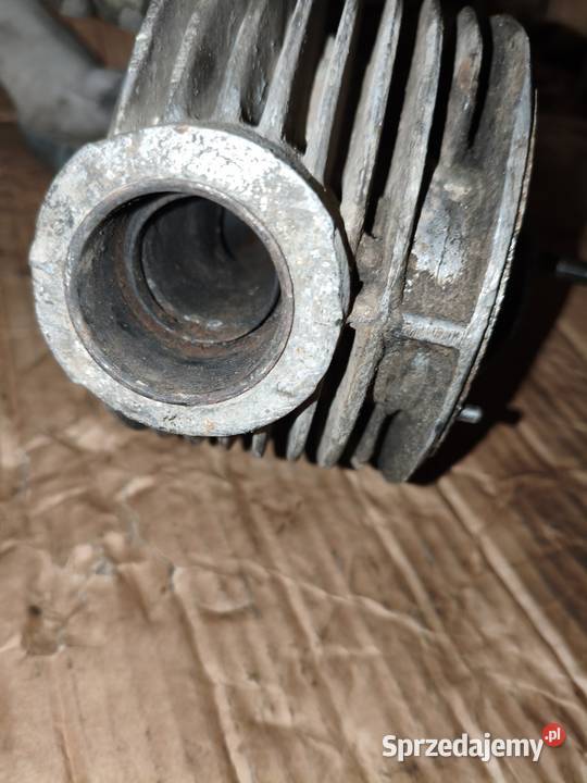 Lewa głowica Ural M67 Motoryzacja Leszno