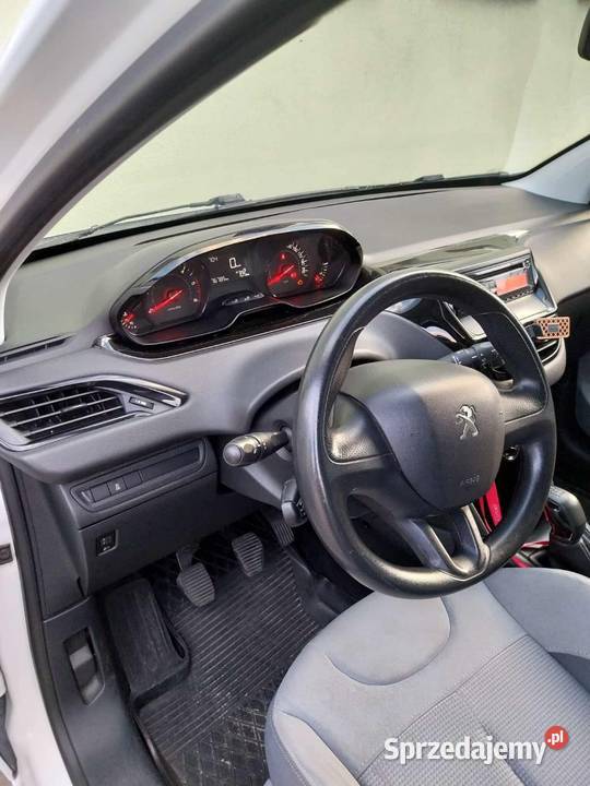 Peugeot 208 Rok produkcji 2013 Ostrów Wielkopolski