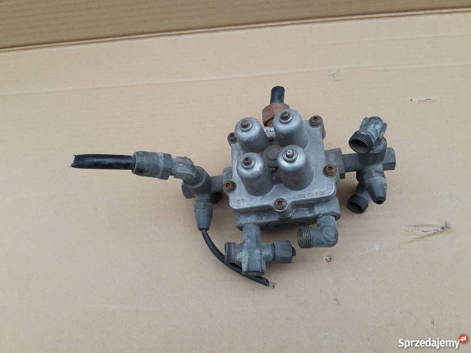 SCANIA 4 ZAWÓR ZABEZPIECZAJĄCY CZTEROOBWODOWY Bieleń