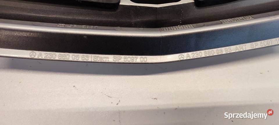 MERCEDES SL R230 GRILL ATRAPA ZADERZAKA PRZÓD