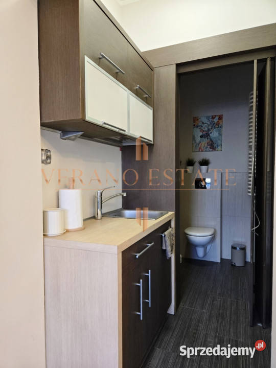 Gotowy lokal 2285 m parter parking łódzkie