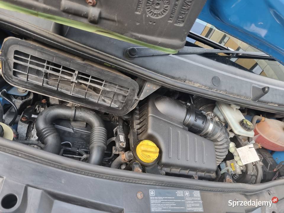 Vivaro L2H1 ANGLIK kierownica prawej 142000km Kielce sprzedam