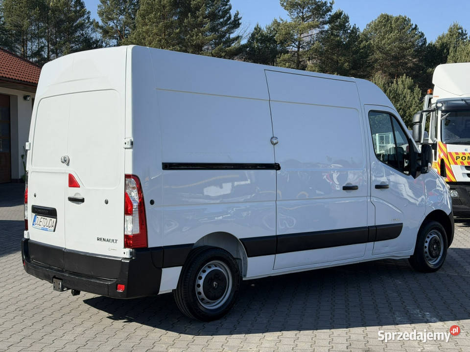 Renault Master 23 125 L2H2 Furgon Blaszak Mały autoalarm Widełki