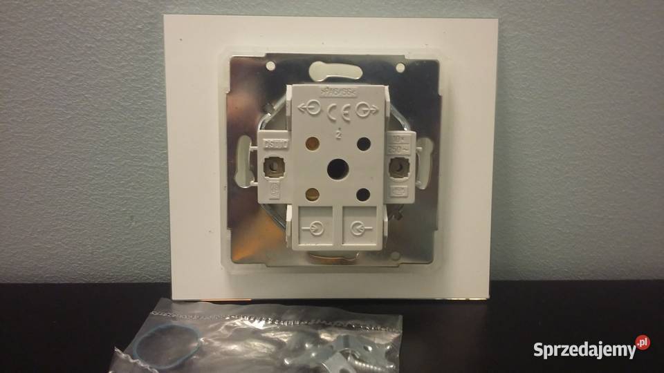 Włącznik wyłącznik światła SZKLANA RAMKA BIAŁA Warszawa