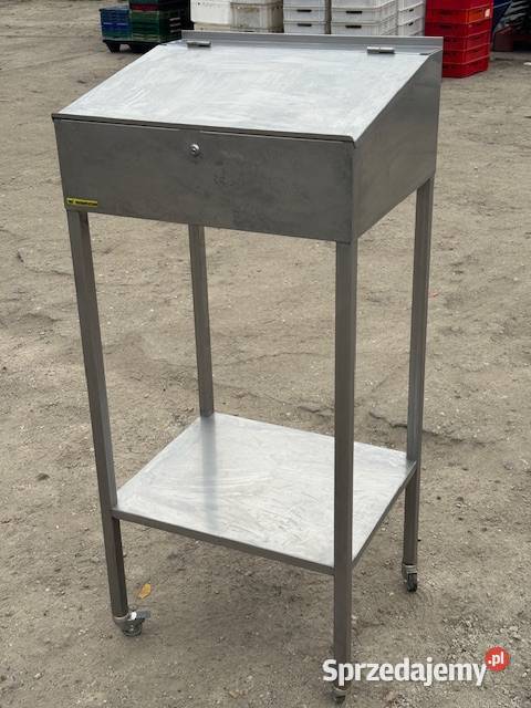 Pulpit roboczy stojący z półką ze stali Biznes i Przemysł Głogówko