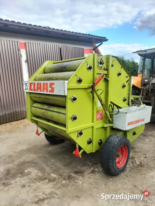 Prasa Claas Rollant 44 walcowa stałokomorowa