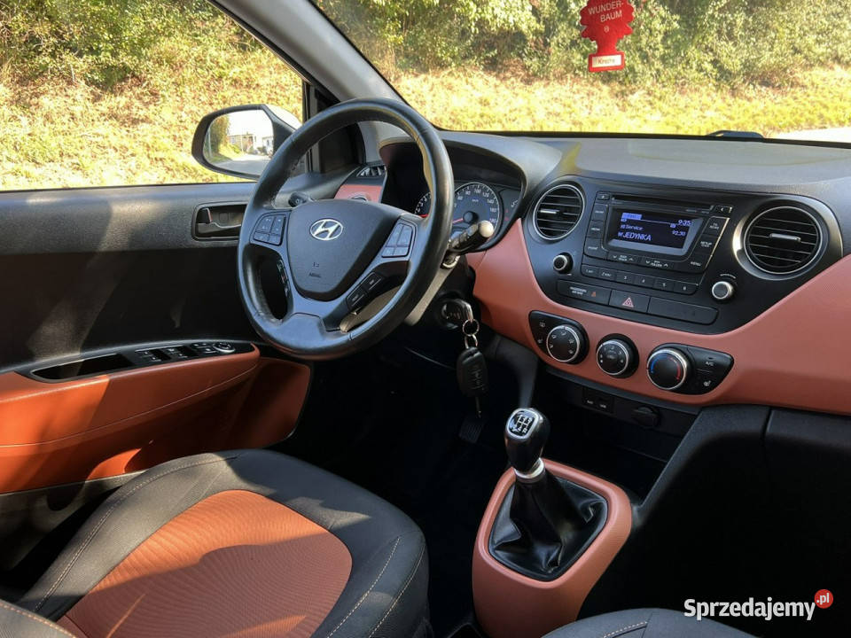 Hyundai i10 Hyundai i10 10 Benzyna 2015 II 2013 światła przeciwmgielne wielkopolskie Gostyń