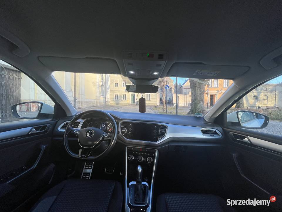 Volkswagen TRoc 2021 20 Active DSG biały Wschowa