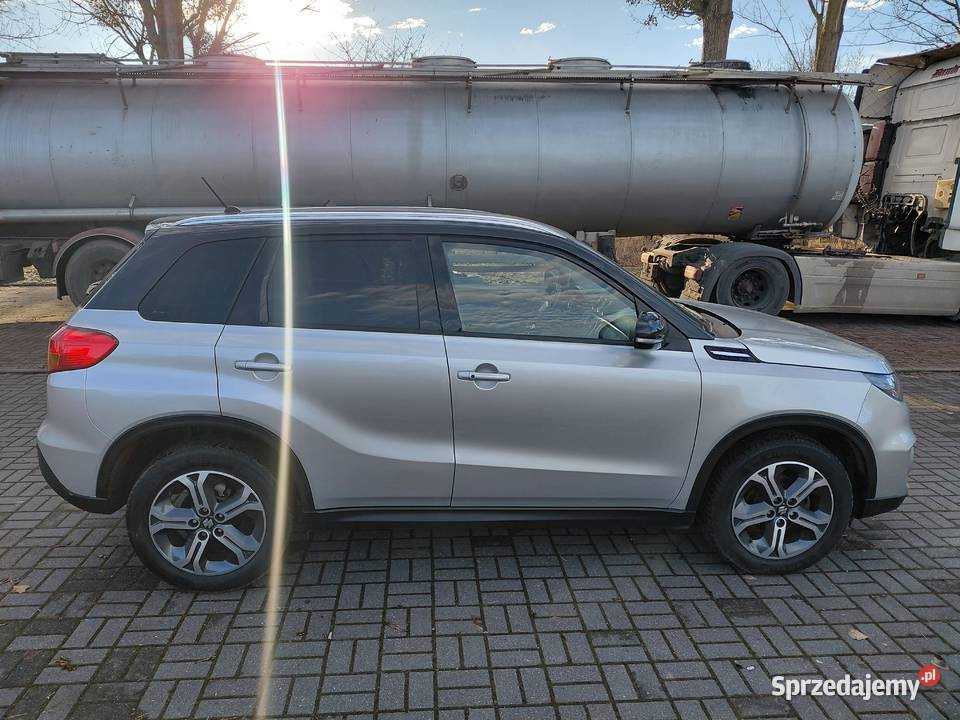 Suzuki Vitara 16 DDiS 120 4X4 Automat Bez klimatyzacja Szamocin
