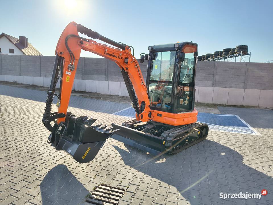 KOPARKA GĄSIENICOWA 26 TONY LONKING JCB CAT