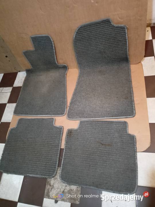 Mercedes W124 dywaniki rypsowe szare komplet Skarżysko-Kamienna sprzedam