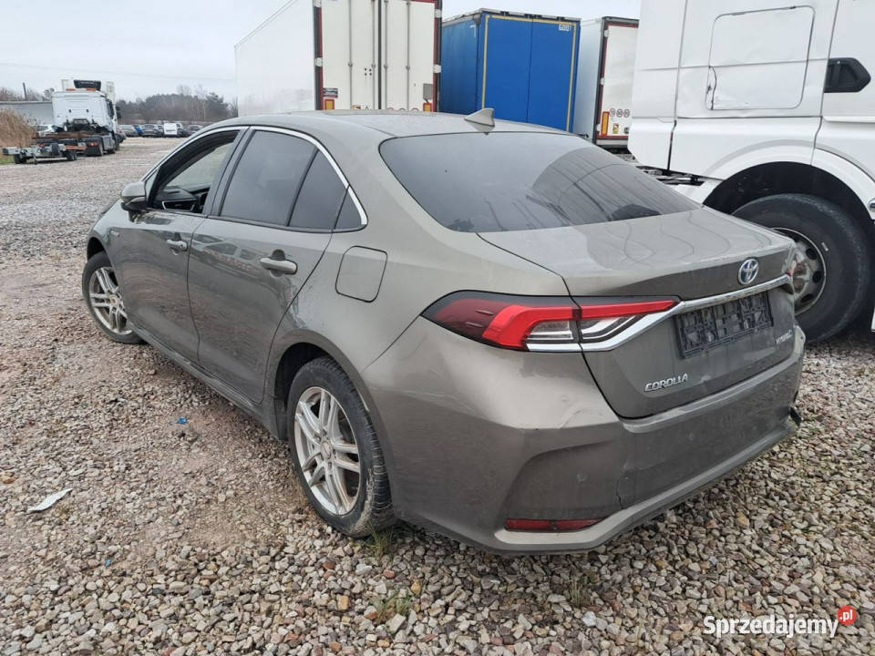 Toyota Corolla Seria E16 2012 Komorniki