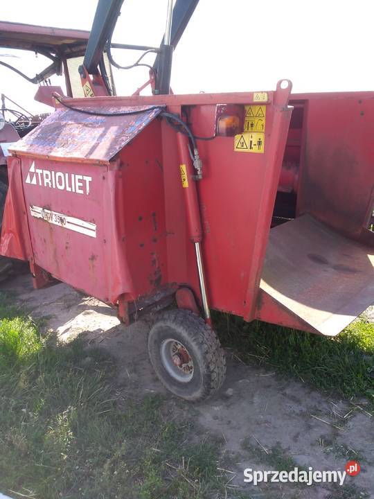 Wycinak samozaładowczy na kołach Trioliet