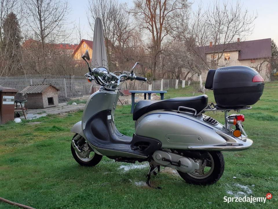 Skuter Yiying YY50q121