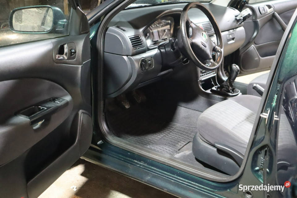 koda Octavia 2005r 16 Benzyna Kombi Ładna mazowieckie Warszawa