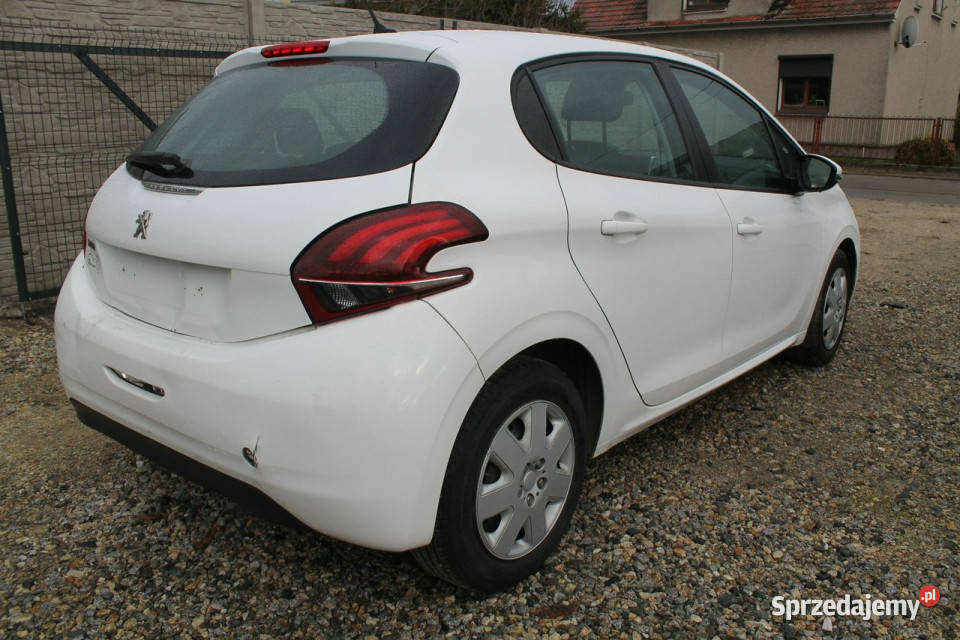 Peugeot 208 I 20122019 75KM wielkopolskie Ostrów Wielkopolski