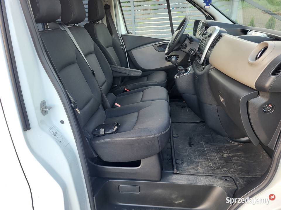 Renault trafic 9 osobowy 2017 Miedniewice