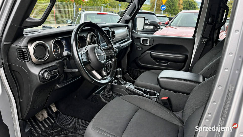 Jeep Wrangler Unlimited Sport 2019 KamCof Ledy Gdynia