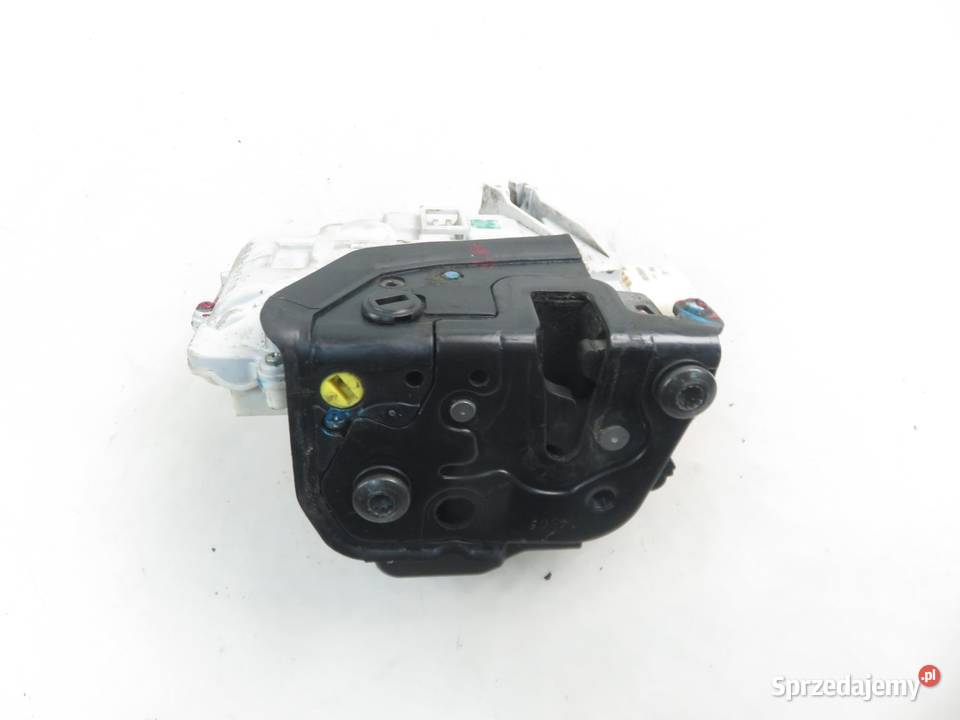 ZAMEK LEWY TYLNY AUDI A4 B7 8E0839015AB