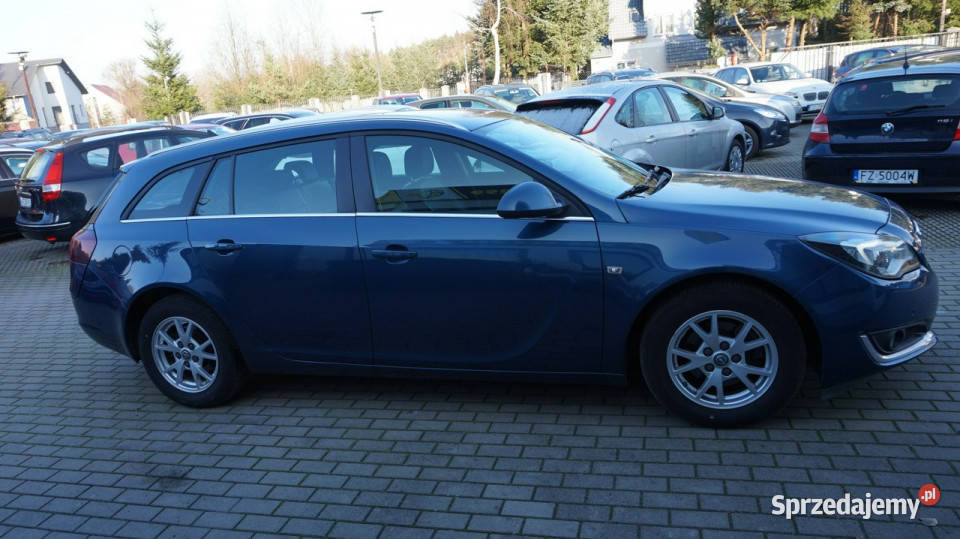 Opel Insignia zarejestrowany ubezpieczony Zielona Góra