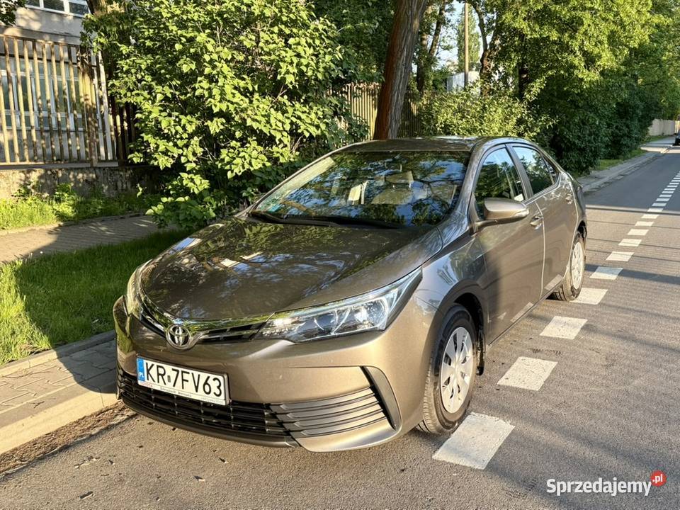 Toyota Corolla salon polska Kraków
