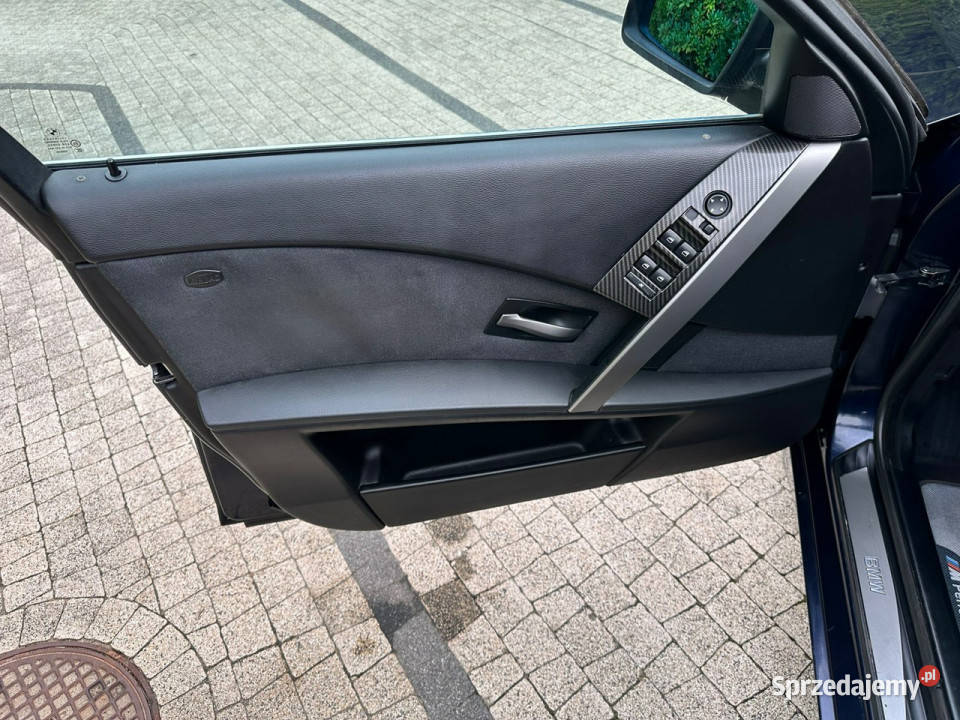 BMW 530 BMW e60 530i m54b30 230 Sedan Automat niebieski