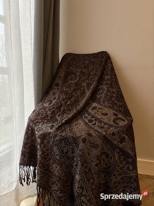 Piękny Nowy Szal Katowice