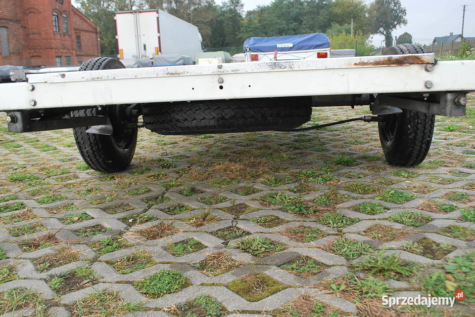 PRZYCZEPA LEKKAPODWOZIERAMA DO ZABUDOWY2006 Do samochodów osobowych Grzebowilk