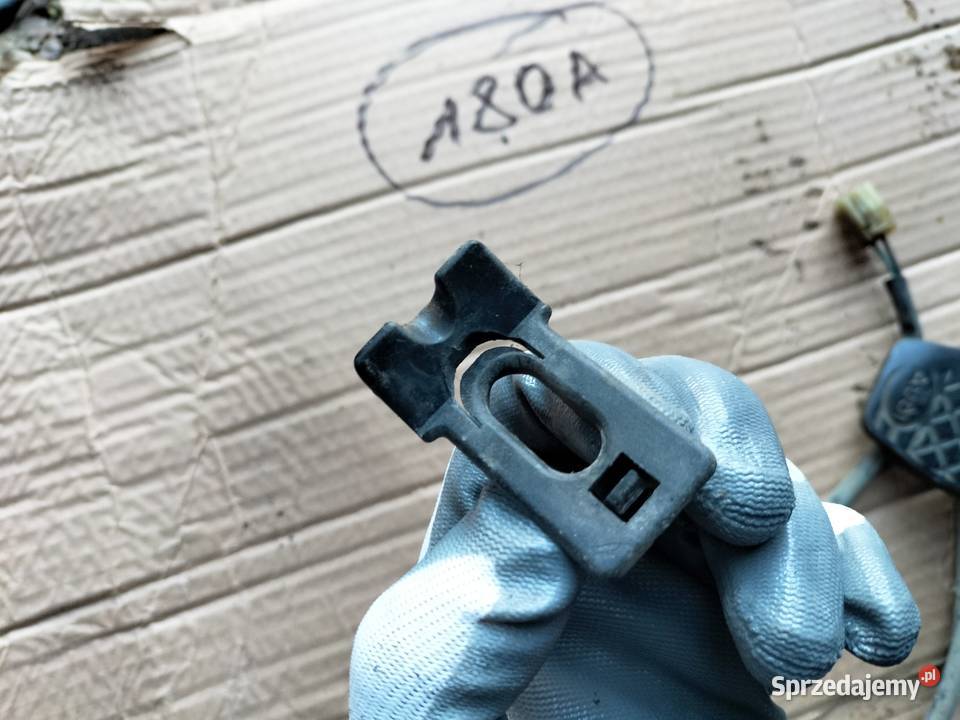 FIAT UNO SPINKA UCHWYT PODPORA MASKI POKRYWY osobowe Kamień-Kolonia