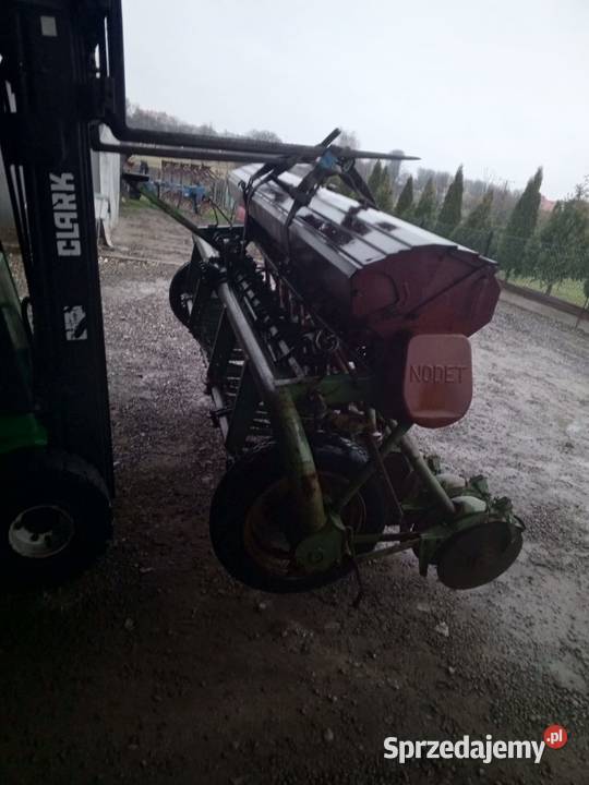 Siewnik zbożowy talerzowy Nodet podkarpackie Radomyśl Wielki