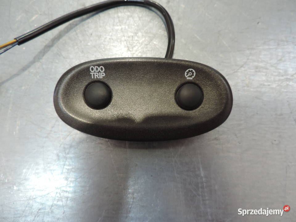 PRZEŁĄCZNIK TEMPOMATU TRIP TOYOTA YARIS I osobowe małopolskie