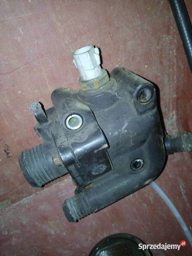 Obudowa termostaty termostat escort 16 16v osobowe Radom