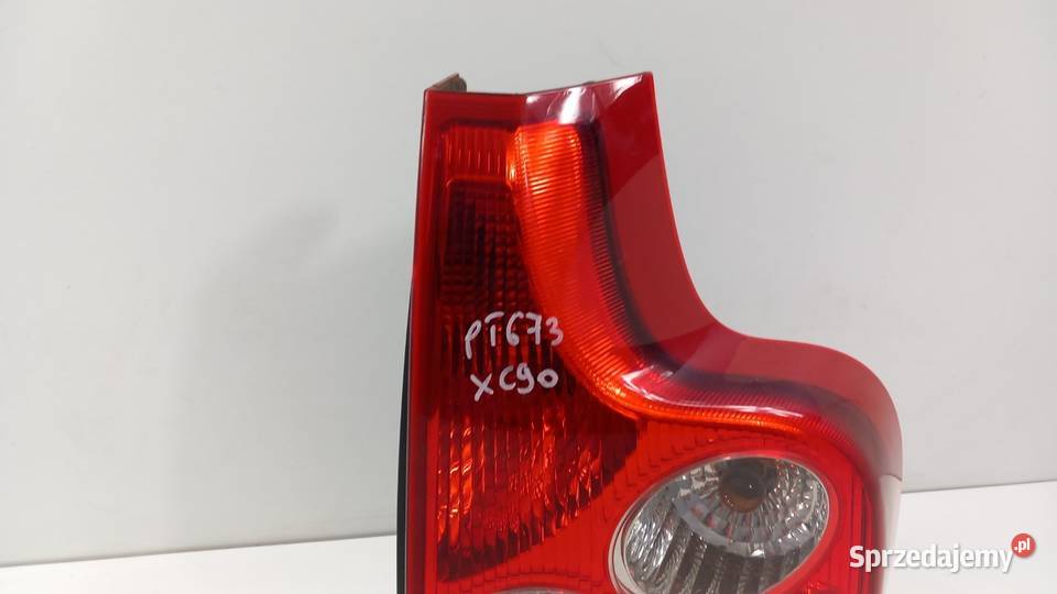 VOLVO XC90 I LAMPA TYŁ PRAWA Zbierkowo