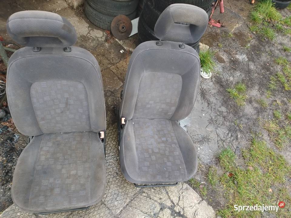 TOYOTA AVENSIT T22 fotel przód prawy lewy świętokrzyskie Kielce