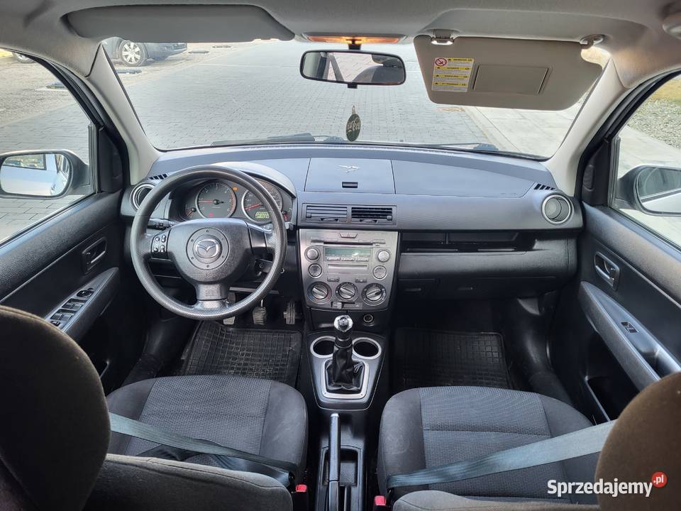 Mazda 2 2006 14 ekonomiczny