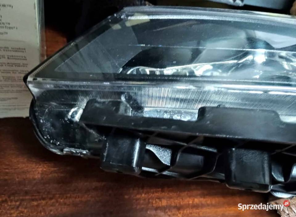 Renault Laguna II FL Lampa przednia ksenon wielkopolskie Poznań