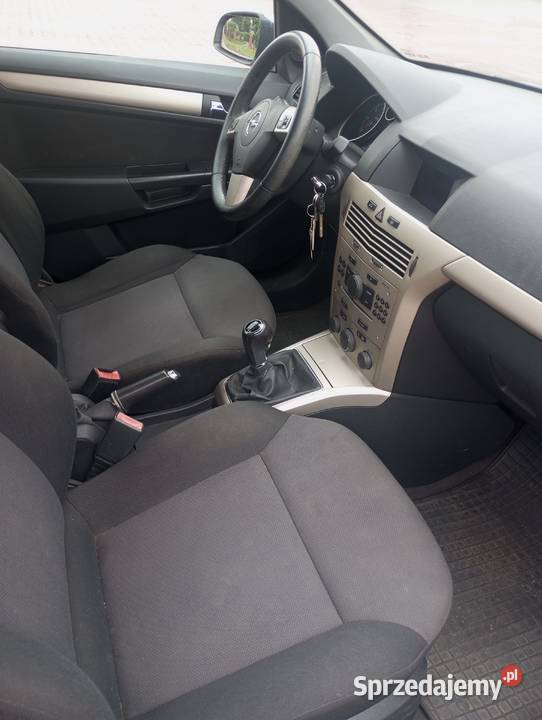 Opel Astra H Sedan 2008 Salon 2 Właściciel 119 Sedan / Limuzyna Astra