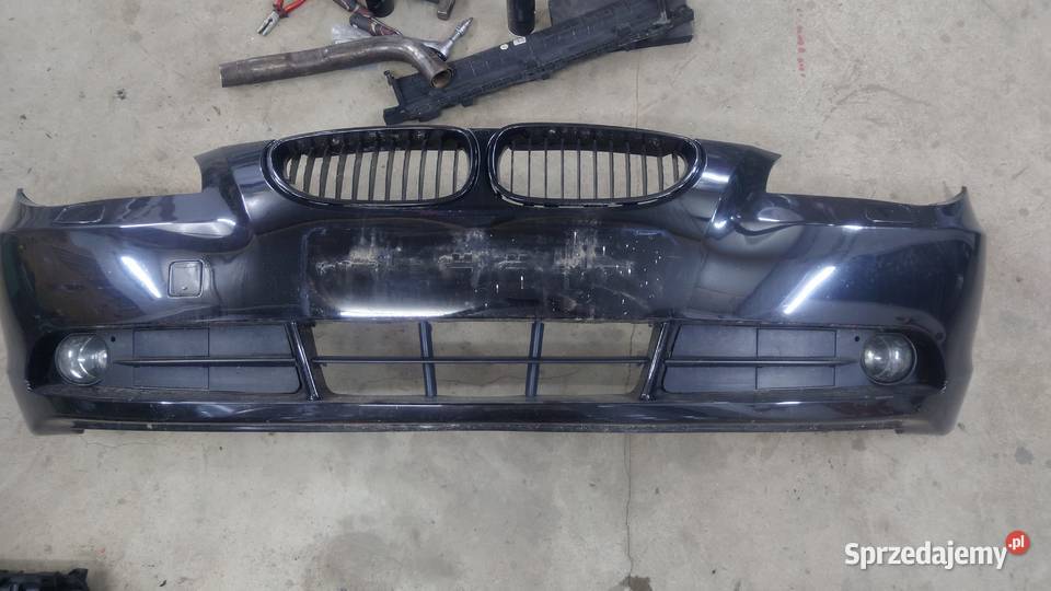 bmw e60 e61 zderzak przód schwarz2 bez pdc
