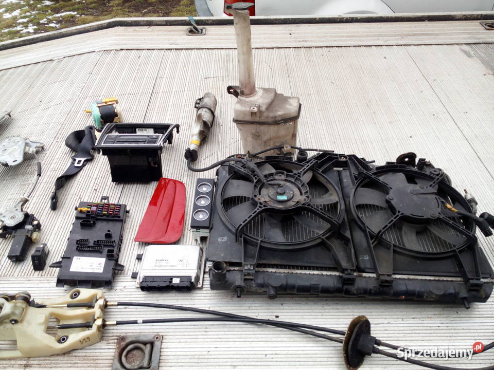 Hyundai Coupe czesci klapa komputer airbag Morawica