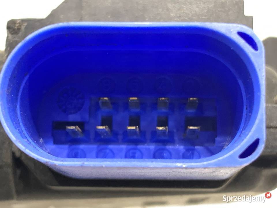 ZAMEK DRZWI LEWY PRZÓD AUDI A3 8P Hatchback